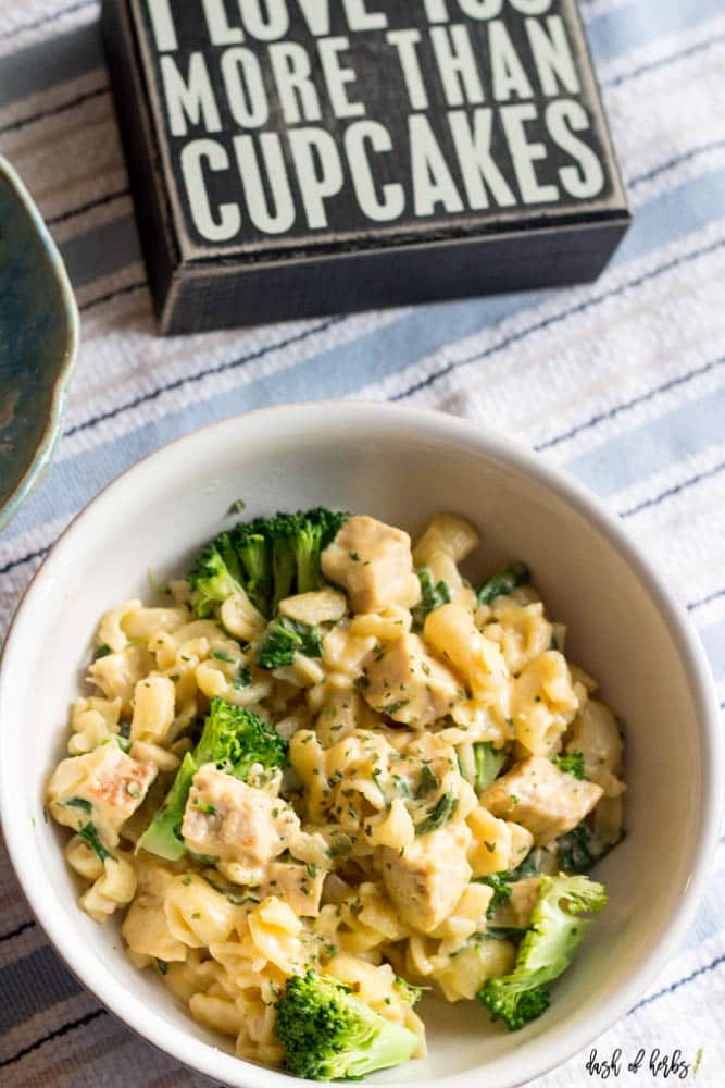 Healthy Macaroni and Cheese with Broccoli